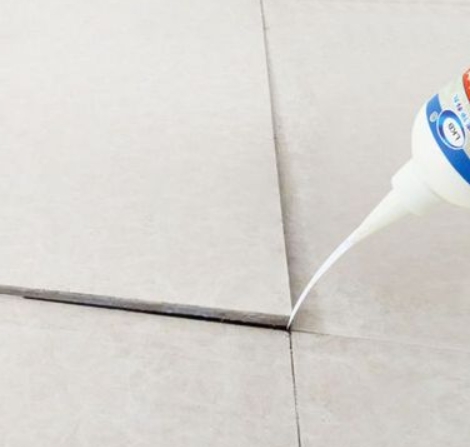 岳麓瓷砖空鼓维修公司分享卫生间瓷砖脱落的原因可能有以下几点